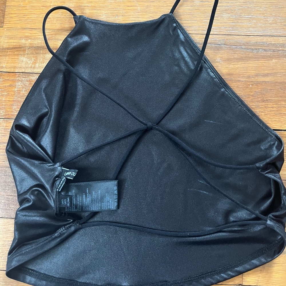 STRAPPY SATIN CROP TOP